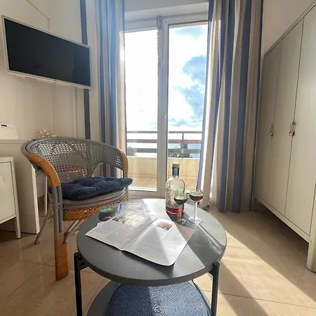 アパート With A Sea View プーラ