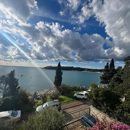 With A Sea View Appartement Pula