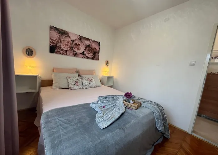 Appartamento With A Sea View