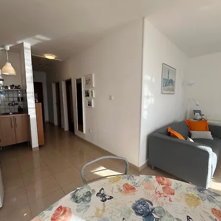Apartment With A Sea View Pula