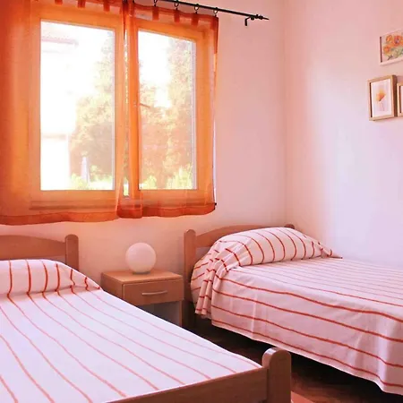 Apartman With A Sea View Póla